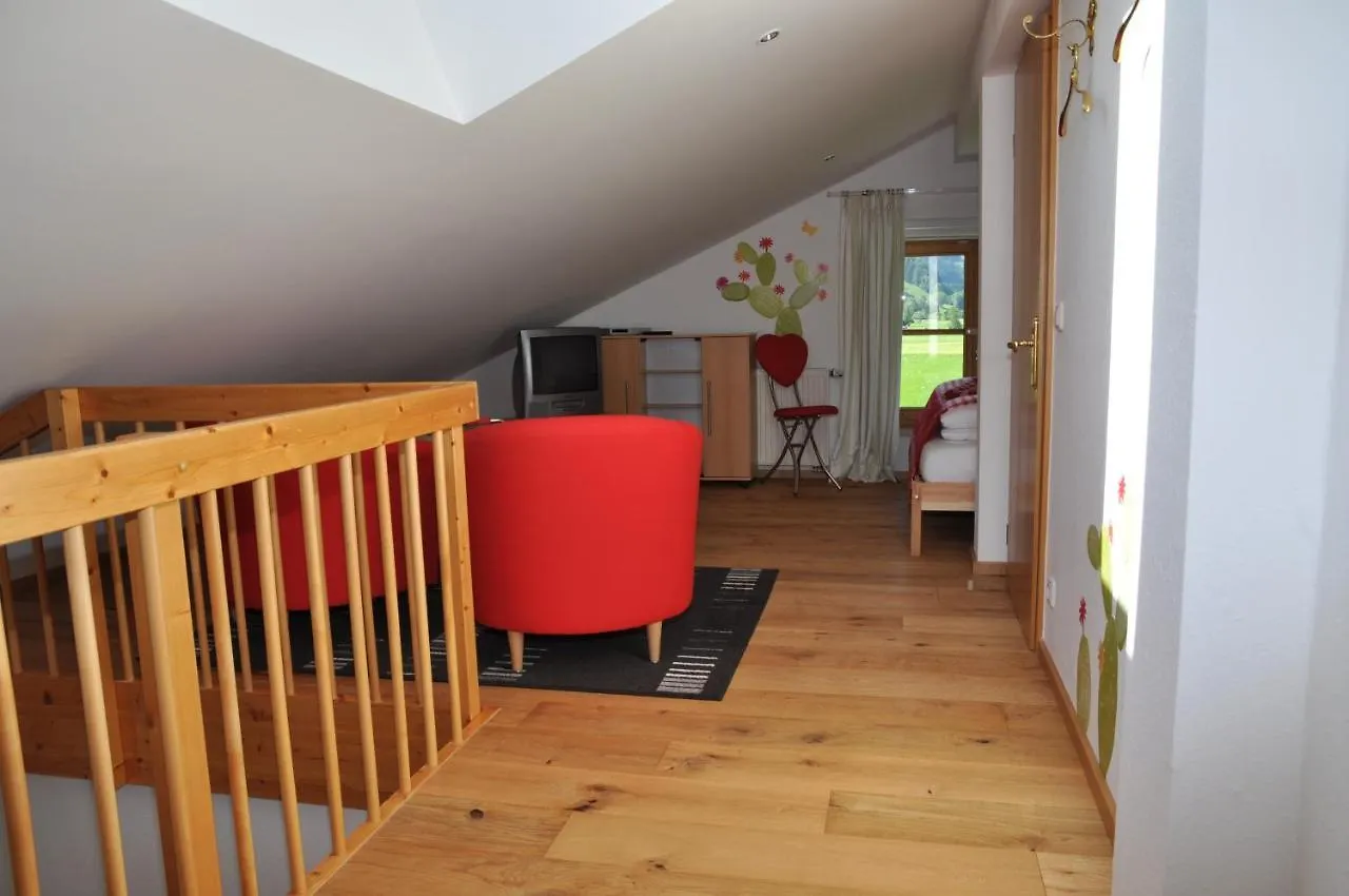 Ferienwohnungen Alpentraum - Landhaus Kiesel Oberstdorf 0*,